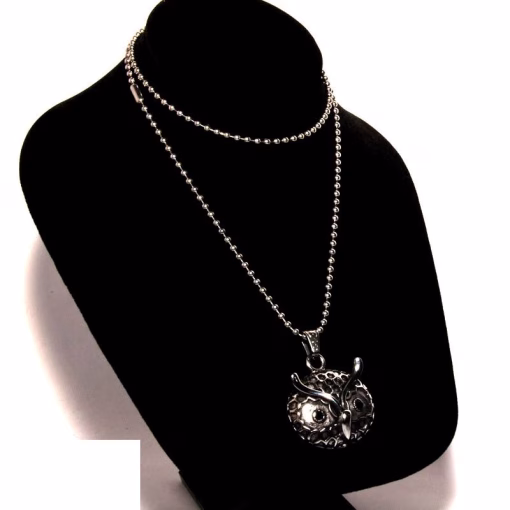 Owl pendant and chain - Image 2