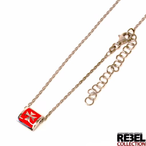 Silver necklace