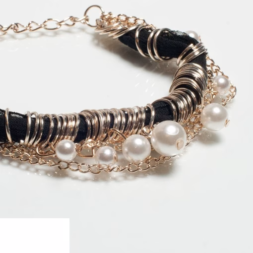 Women's bracelet