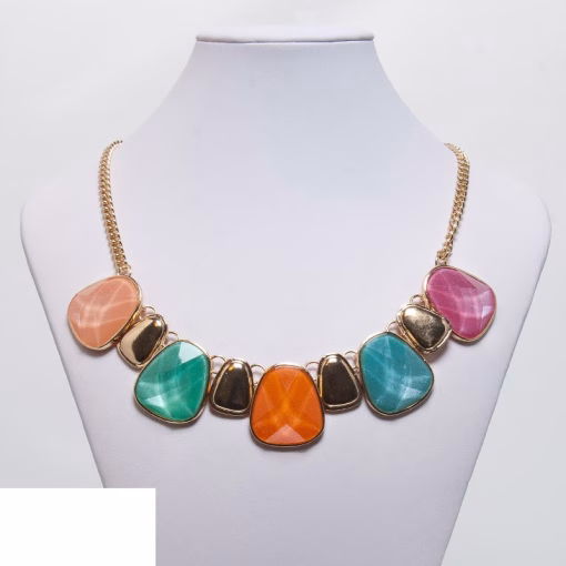 A striking piece of glamour jewelry - Image 4
